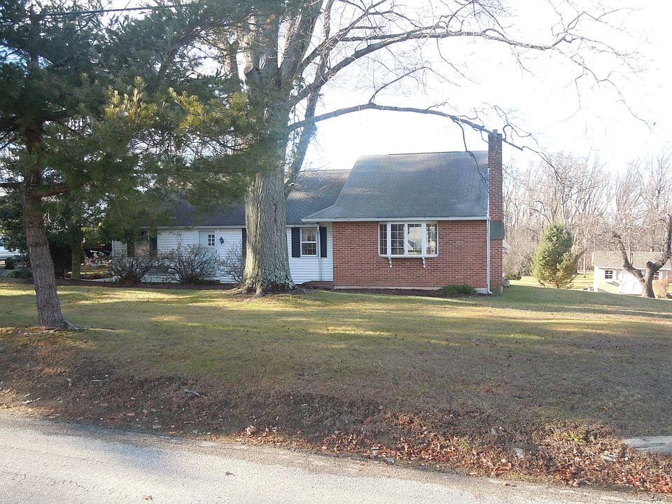 1st image of 241 Northwestern Ave