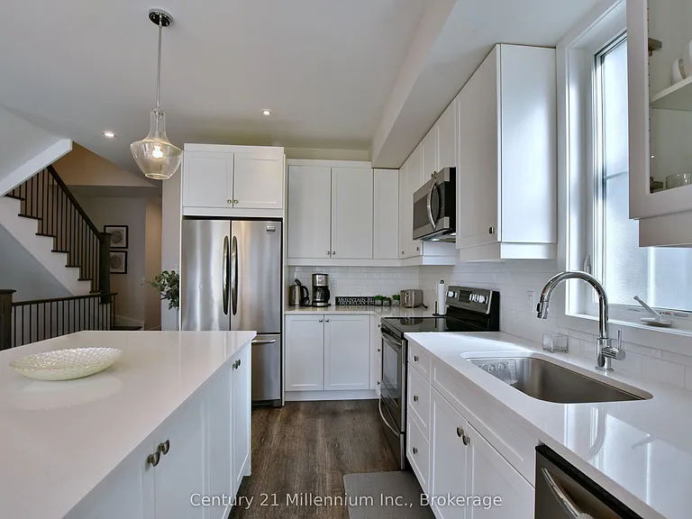 349 Yellow Birch Cres — Photo 15