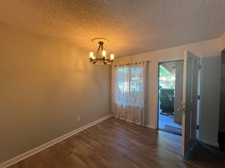 9805 El Camino Real #2 — Photo 2