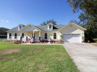 4251 Edwards Rd, Plant City, FL 33567