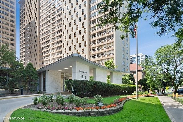 1st image of 3950 N Lake Shore Dr APT 422