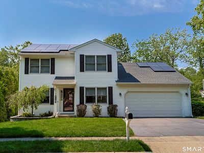 12 Big Spruce Lane, West Haven, CT, 06516