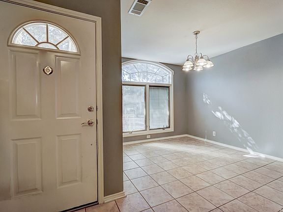 5th image of 6003 Woodway Ct
