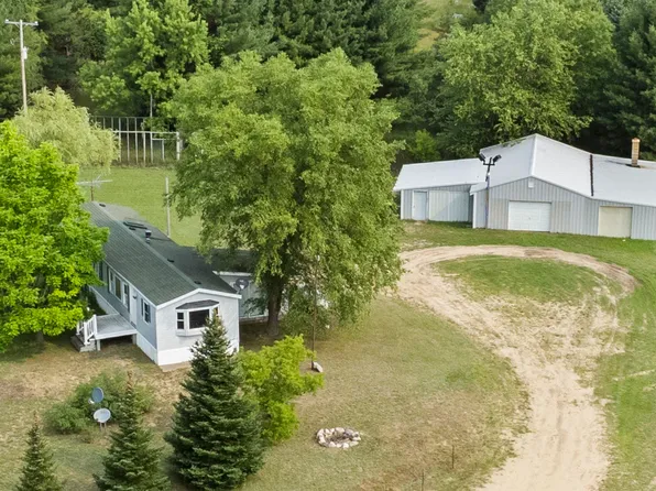 5767 S 23rd Rd, Boon, MI 49618