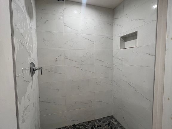 5th image of 491 E 6th St #2