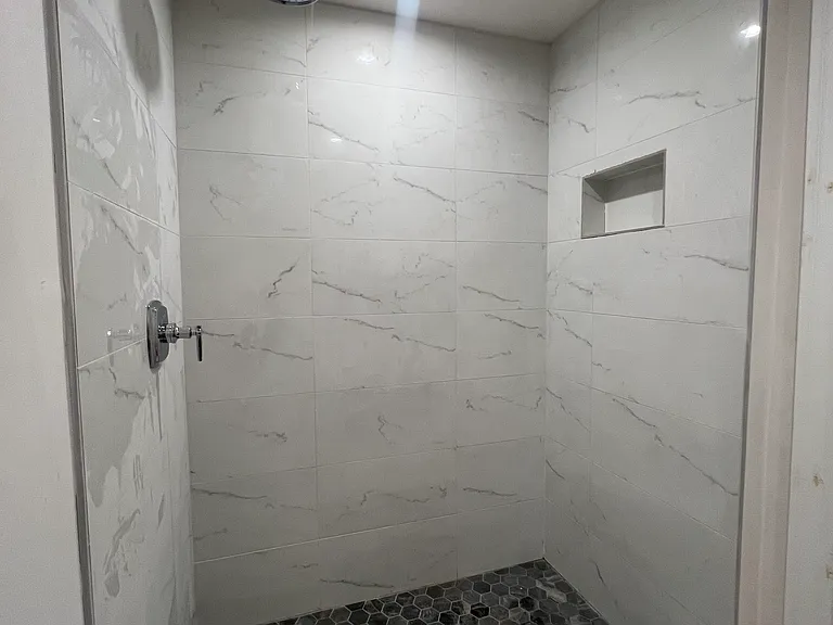 491 E 6th St #2 — Photo 5