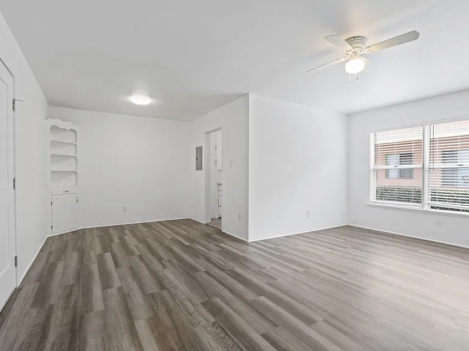 Newly Renovated Apartments In Prime Alamitos Beach