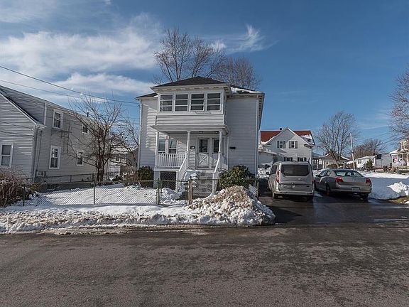 3rd image of 613 Laurel Hill Ave