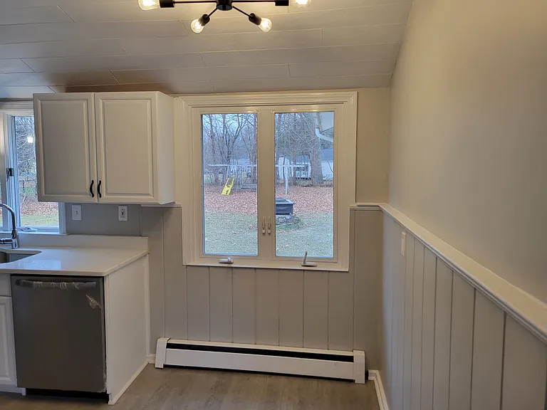 75 Fairview Dr — Photo 4
