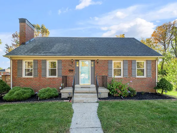 2810 Phoenix Rd, Lexington, KY 40503