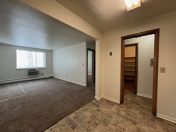 5th image of 2619 N Oakland Ave