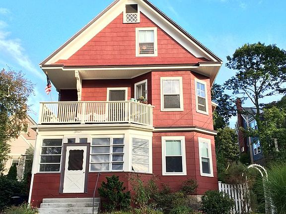 2nd image of 4 Sheldon St #1
