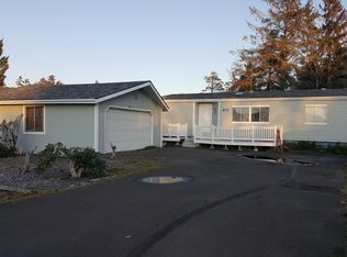672 Copalis Ave NE, Ocean Shores, WA 98569