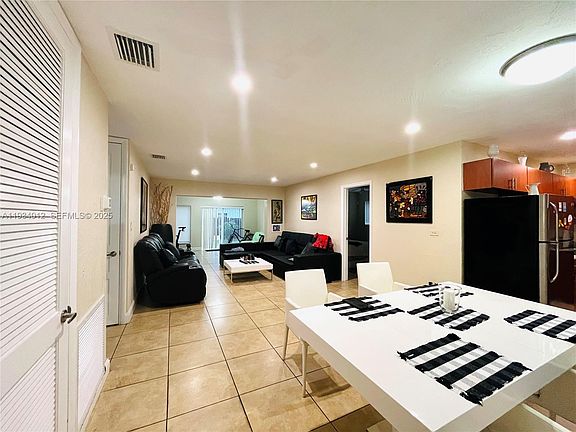 5th image of 1761 NW 27th Ter