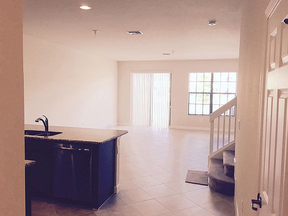 2nd image of 10199 Wellington Parc Dr