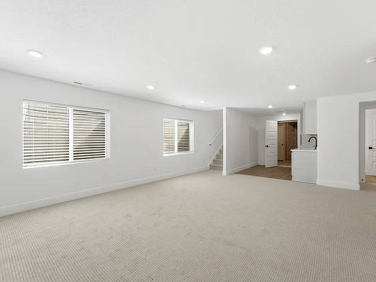 459 E Rimrock Ln — Photo 43