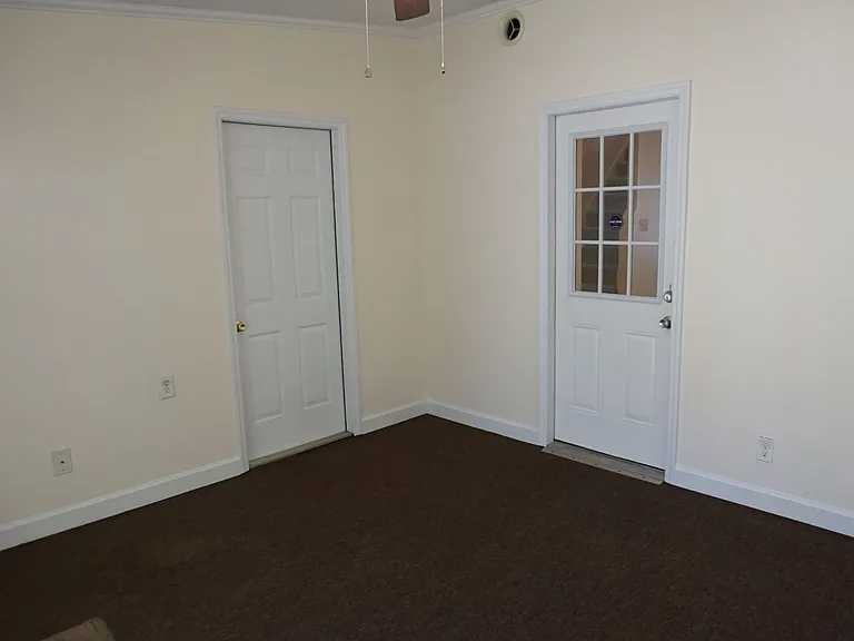 109 Spring Meadow Cir — Photo 12
