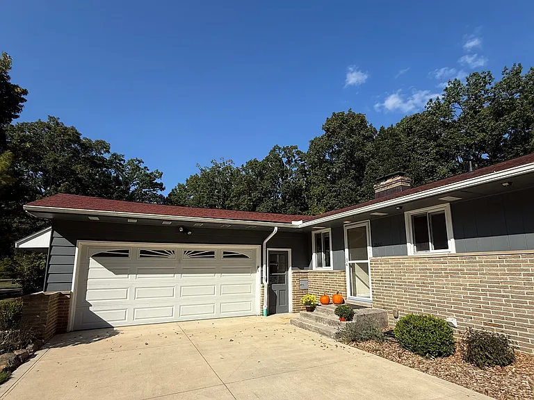 2 car garage with plenty of storage