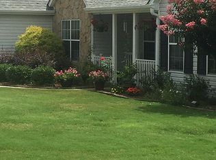 5221 Meridian Lake Dr, Monroe, GA 30655