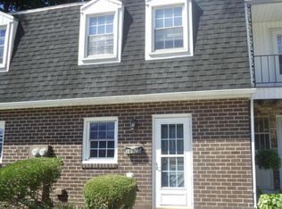 1602 Wogan Rd, York, PA 17404