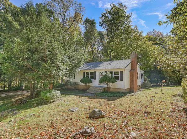 905 New Norwalk Road, New Canaan, CT 06840