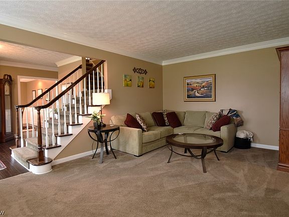 5th image of 7126 Longview Dr