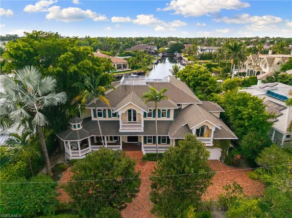 2170 Marina DR, NAPLES, FL 34102