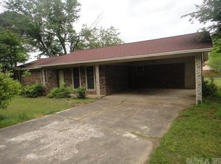 4 Mohawk Dr, Searcy, AR 72143