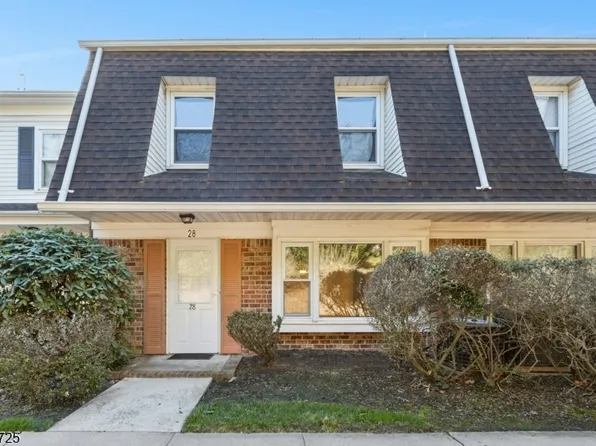 28 Wareham Ct, Scotch Plains Twp., NJ 07076