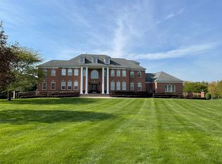 1 Nicola Ct, Cranbury, NJ 08512