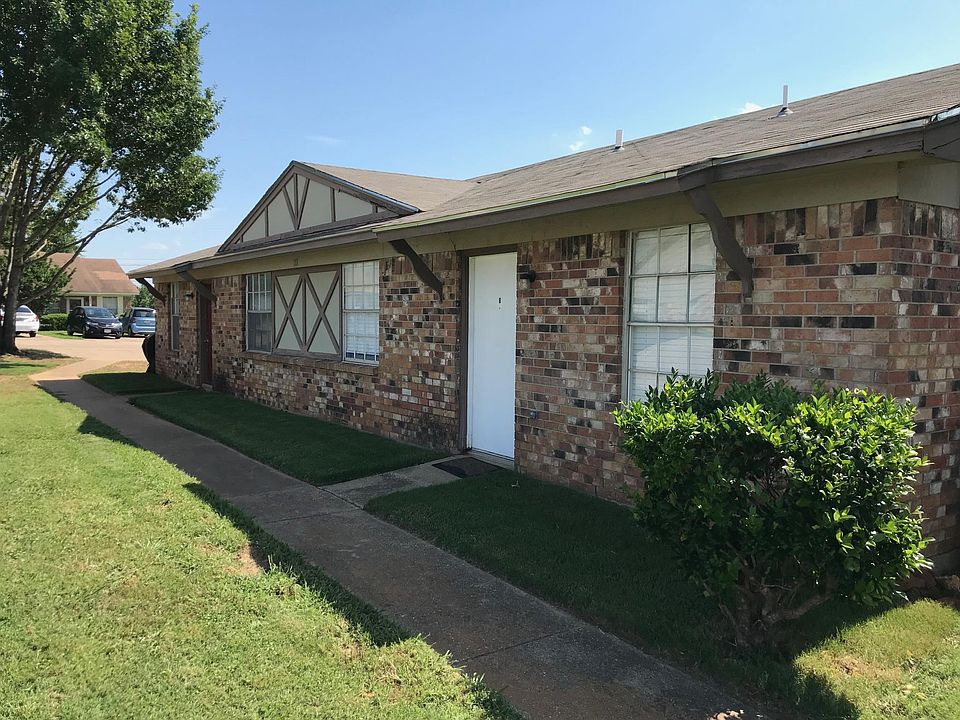 1st image of 201 Pine Meadow Dr APT B
