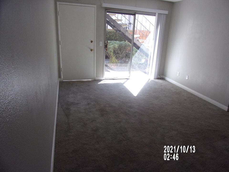 1st image of 4447 Marlborough Ave #2
