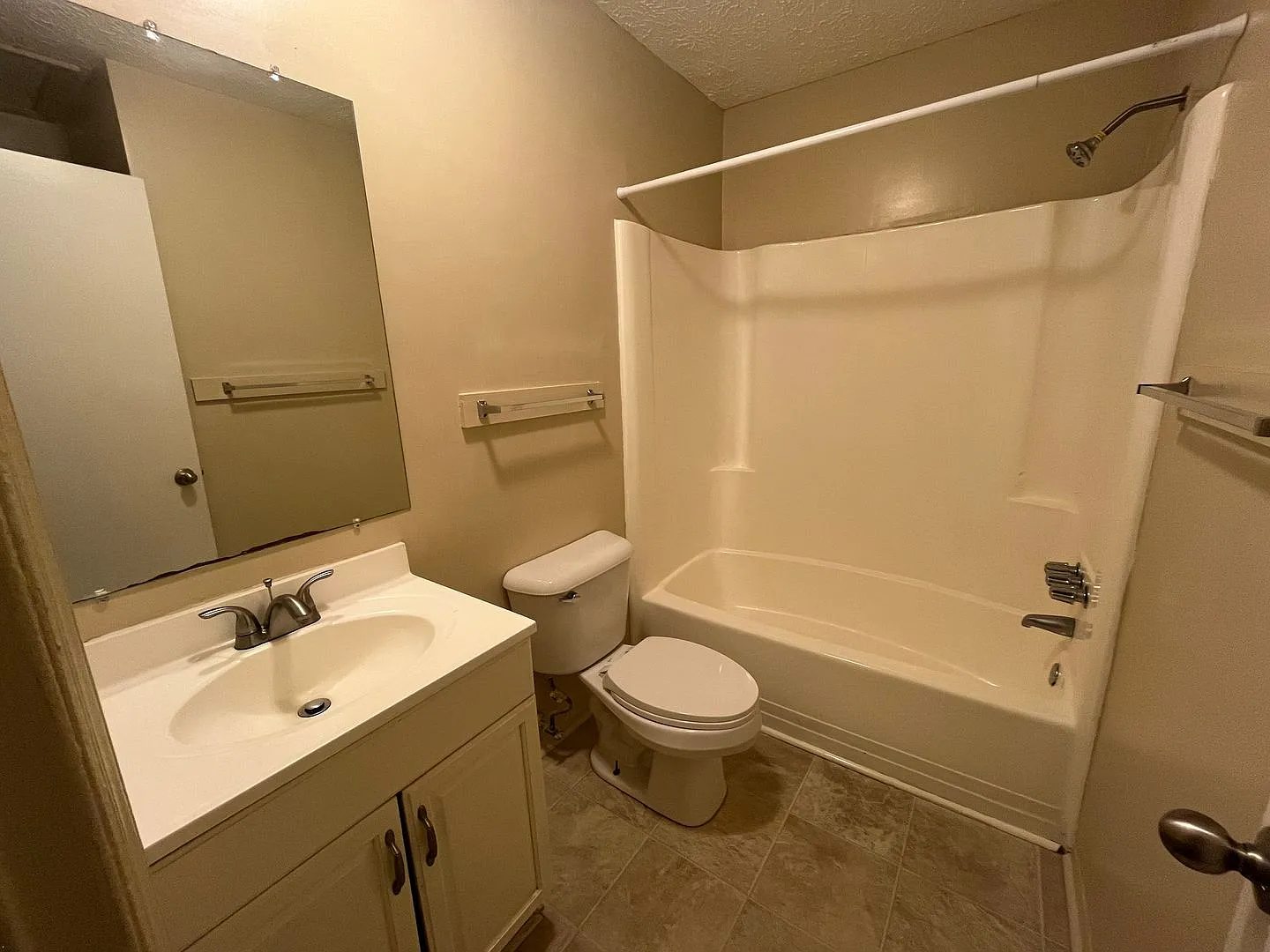 Midtown at 56th Apartments — Photo 3