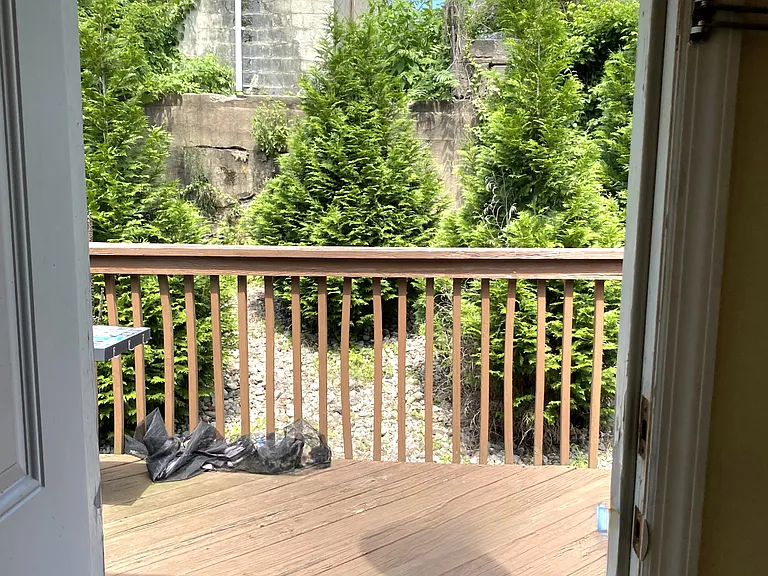 161 Maple St #2 — Photo 6