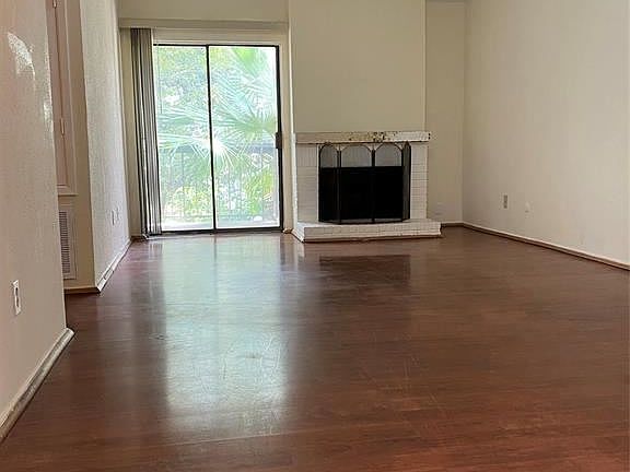 2nd image of 10049 Westpark Dr APT 104
