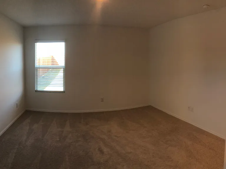 700 Dashwood Dr — Photo 23