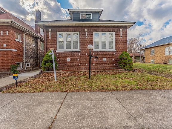 2nd image of 7554 S Perry Ave