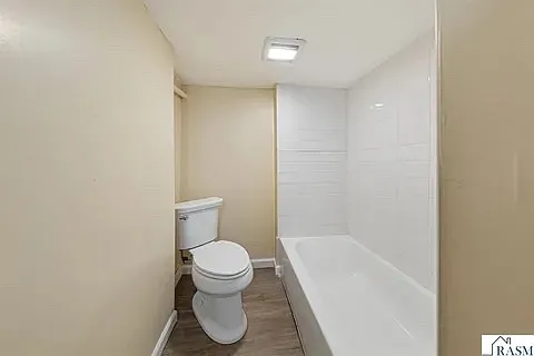272 W Tyrone St — Photo 31