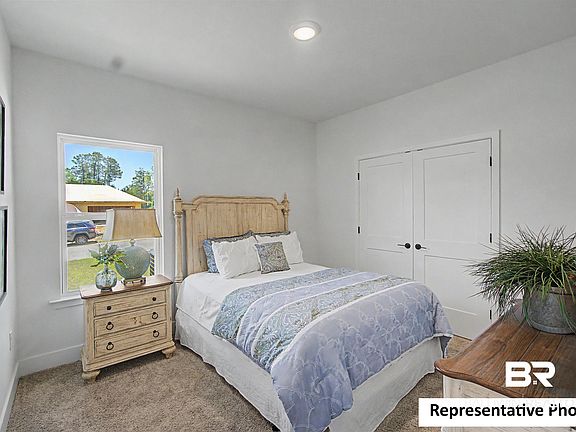 5th image of 604 Primrose Dr