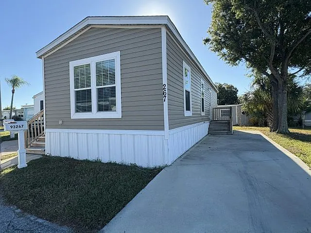 1 bed, 1.0 bath, 704 sqft, $1,575 — Photo 3