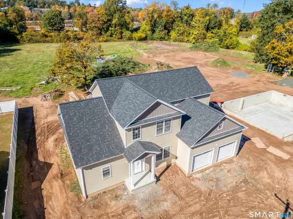 180 Bee Street, Meriden, CT 06450