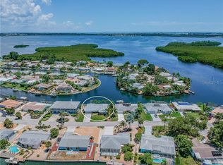 10415 Sandpiper Rd W, Bradenton, FL 34209