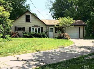 715 S River Rd, Saginaw, MI 48609
