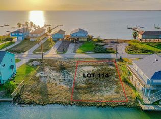 114 Belaire Dr, Rockport, TX 78382