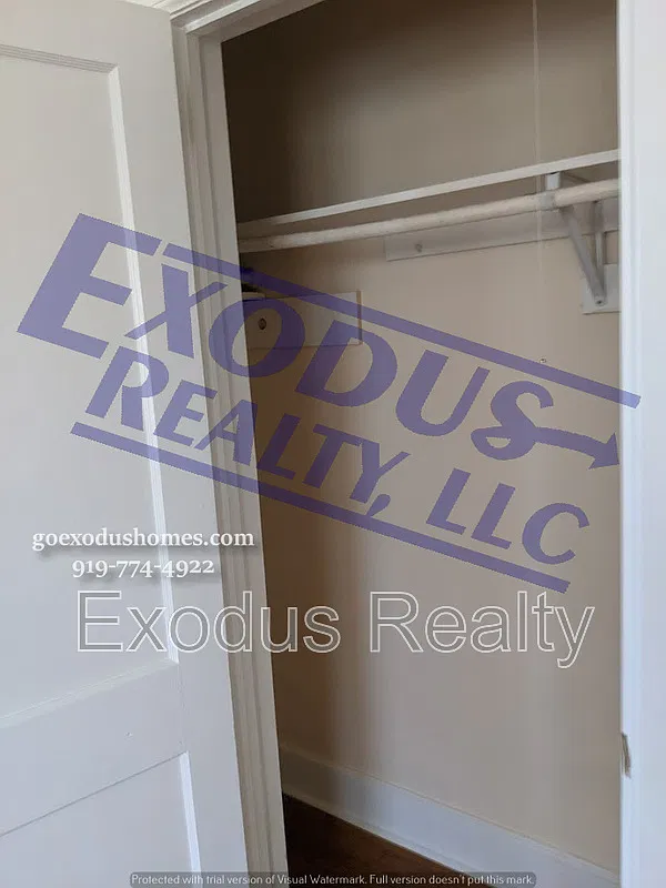 2 bed, 1.0 bath, 750 sqft, $1,100 — Photo 2