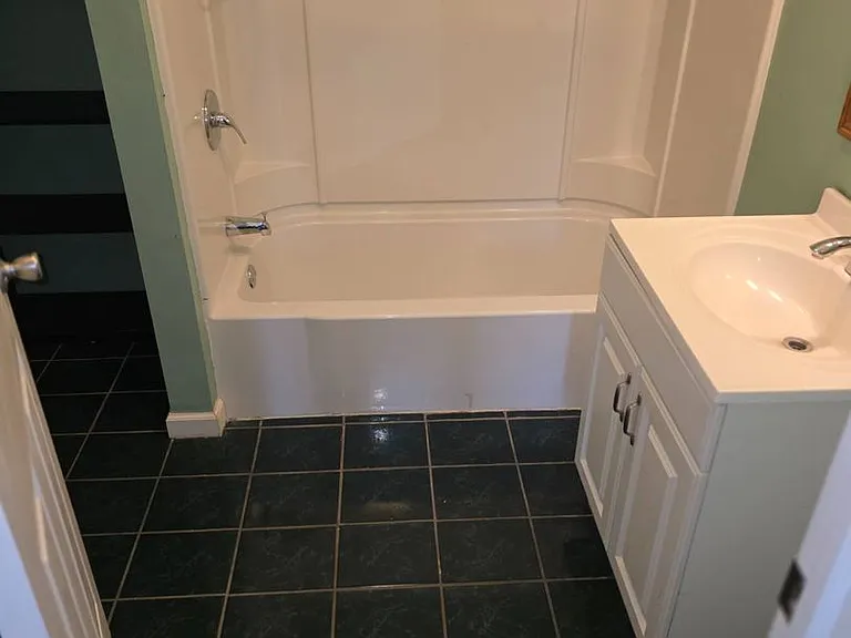 259 Eastwood St — Photo 11