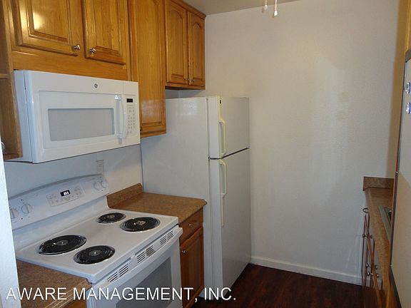 2nd image of 4437 Rosebud Ln #9