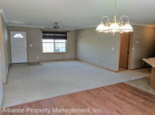 229 Brookstone Dr, Manhattan, KS 66502