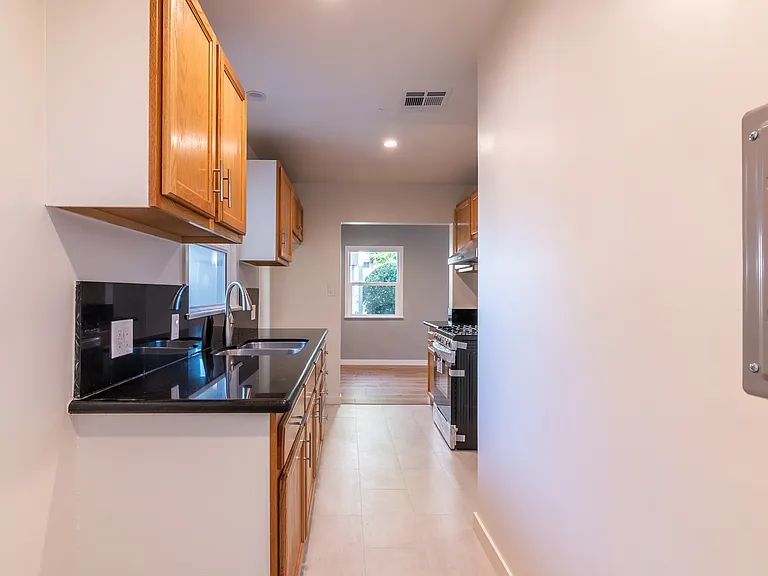 305 N Chevy Chase Dr #305 — Photo 4