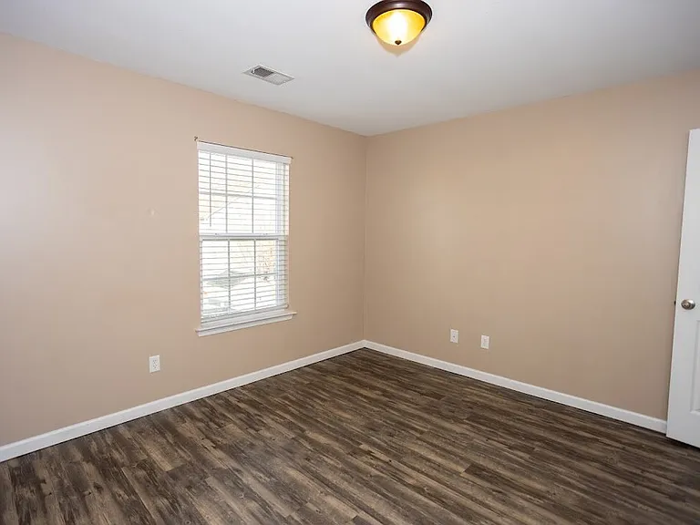 1824 Polaris Dr — Photo 18